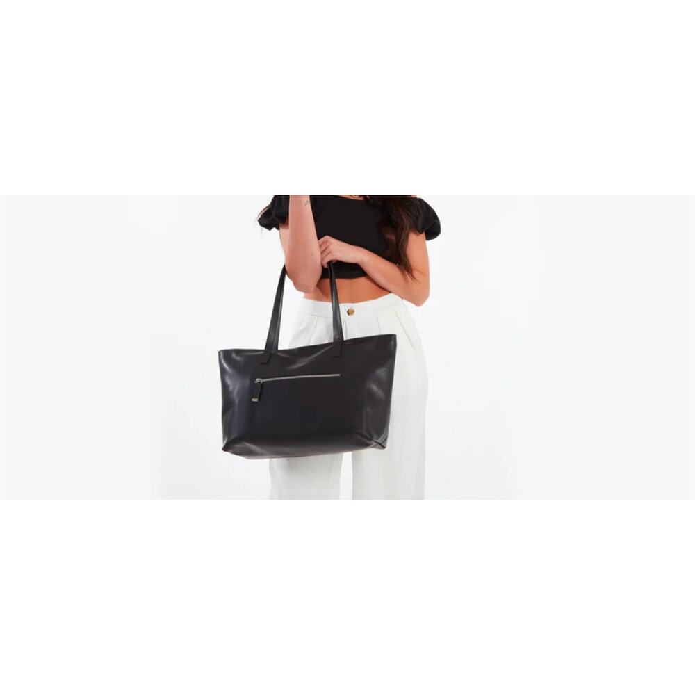 Mid Zip Tote